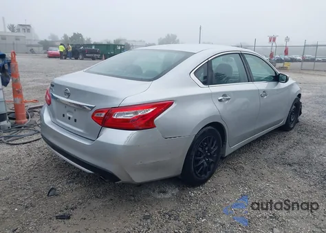 2016 Nissan Altima 2.5/S/Sv/Sl/Sr z USA, uszkodzony, nr VIN 1N4AL3AP8GC248732